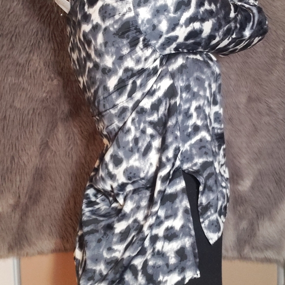 Blouse - Picture 3 of 3